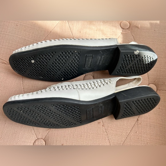 Vintage white slingback sandals with leather upper - Picture 3 of 4